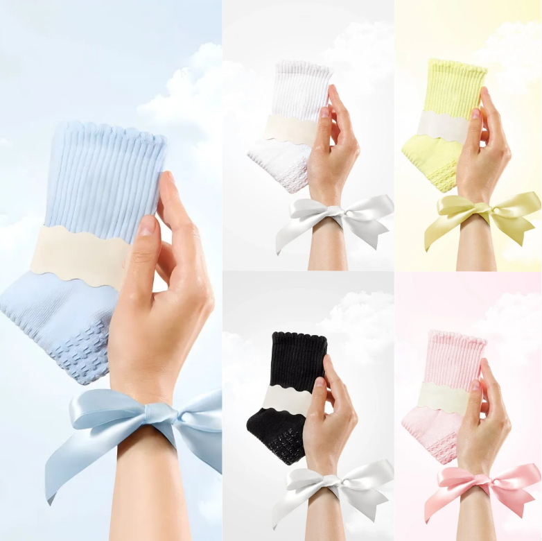 Pilates Socks Standard Grip Socks - 5 Pairs Of Mixed Styles - Black/White/Pink/Blue/Yellow
