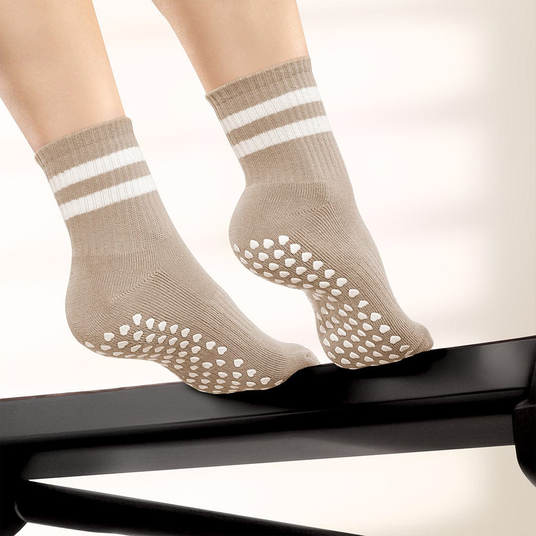Pilates Socks Dual-Direction Grip Socks - Stripes & Oat Milk