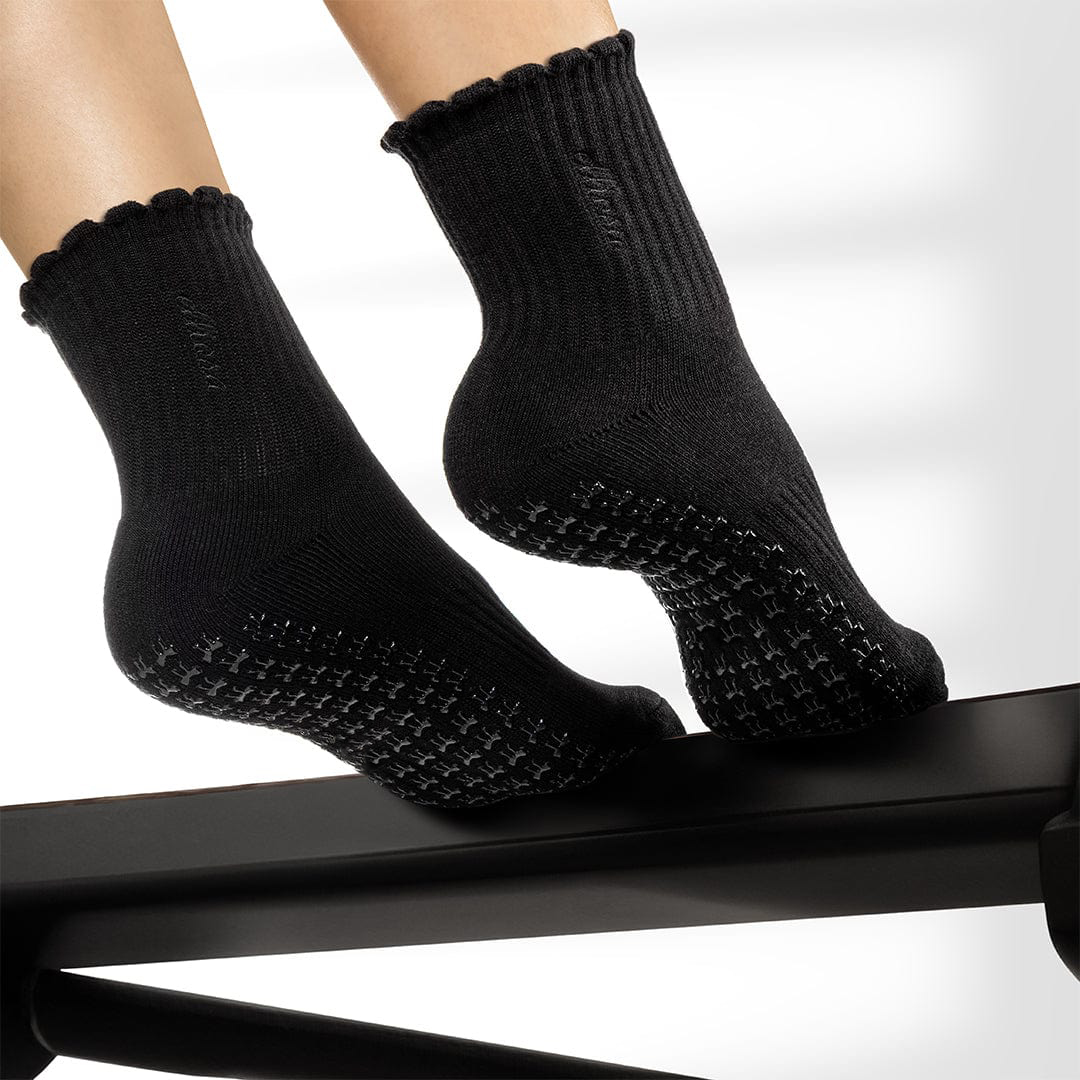 Pilates Socks Dual-Direction Grip Socks - Black