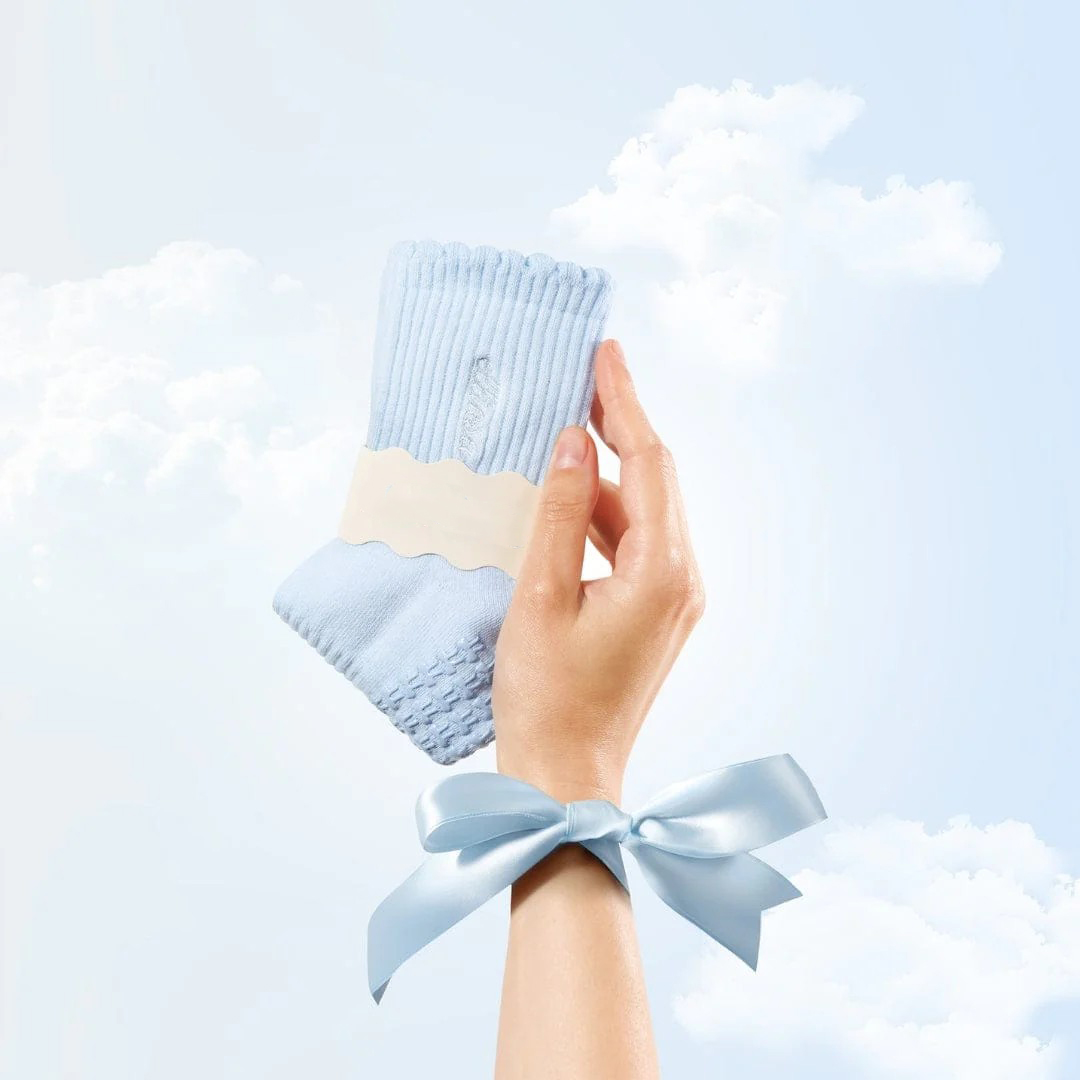 Pilates Socks Dual-Direction Grip Socks - Baby Blue