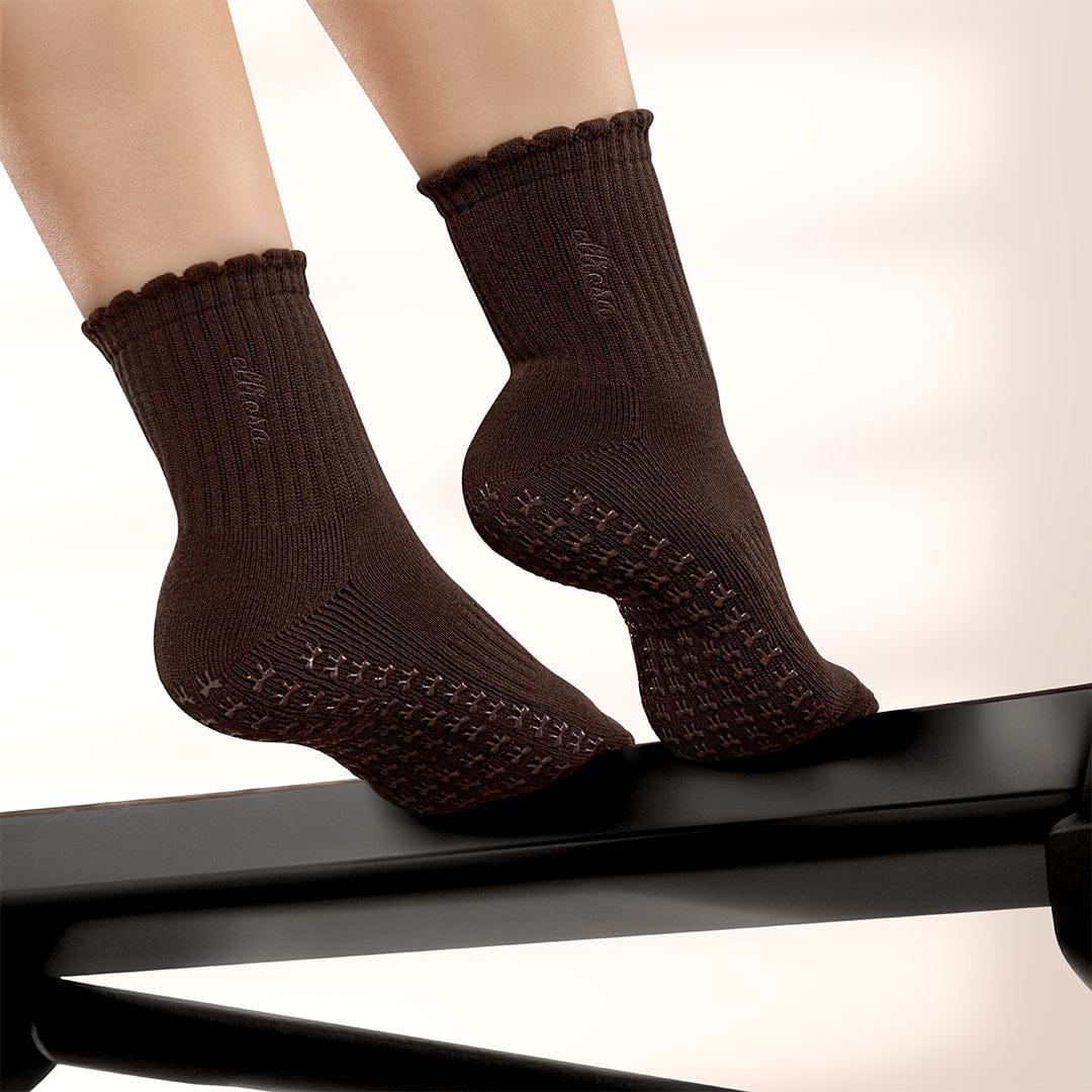 Pilates Socks Dual-Direction Grip Socks - Coffee