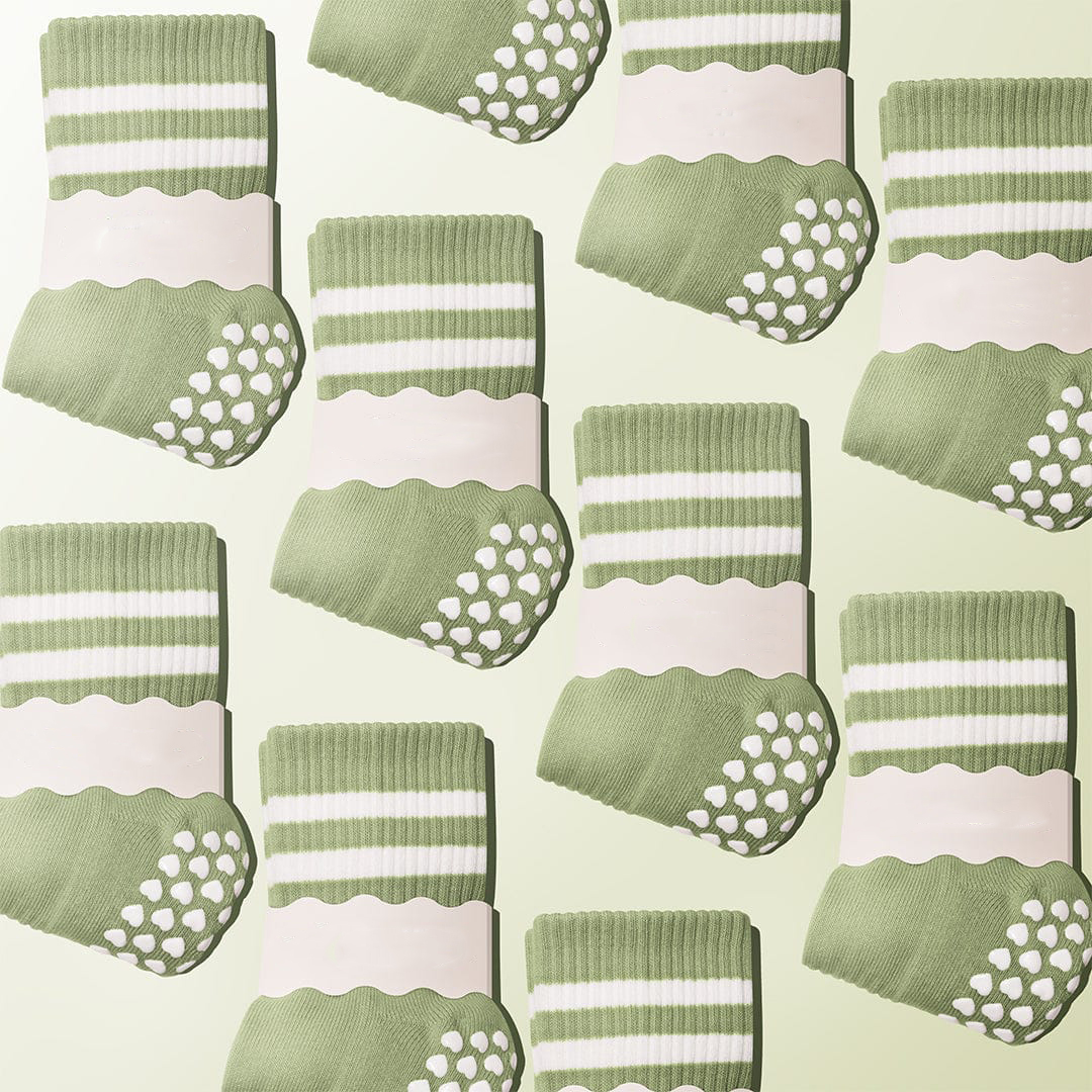 Pilates Socks Dual-Direction Grip Socks - Stripes & Matcha