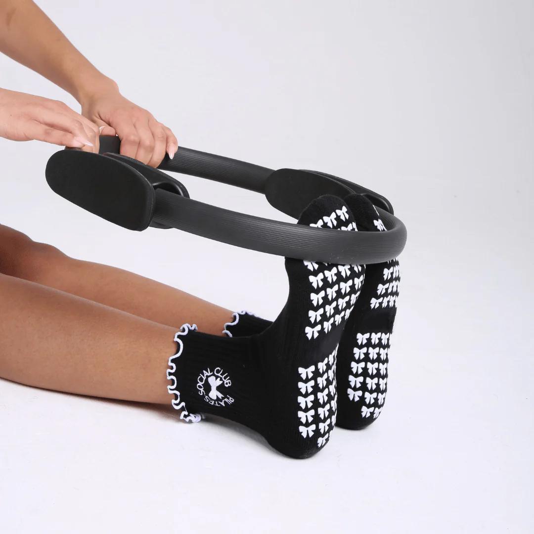Pilates Socks Standard Grip Socks - Pilates Social Club