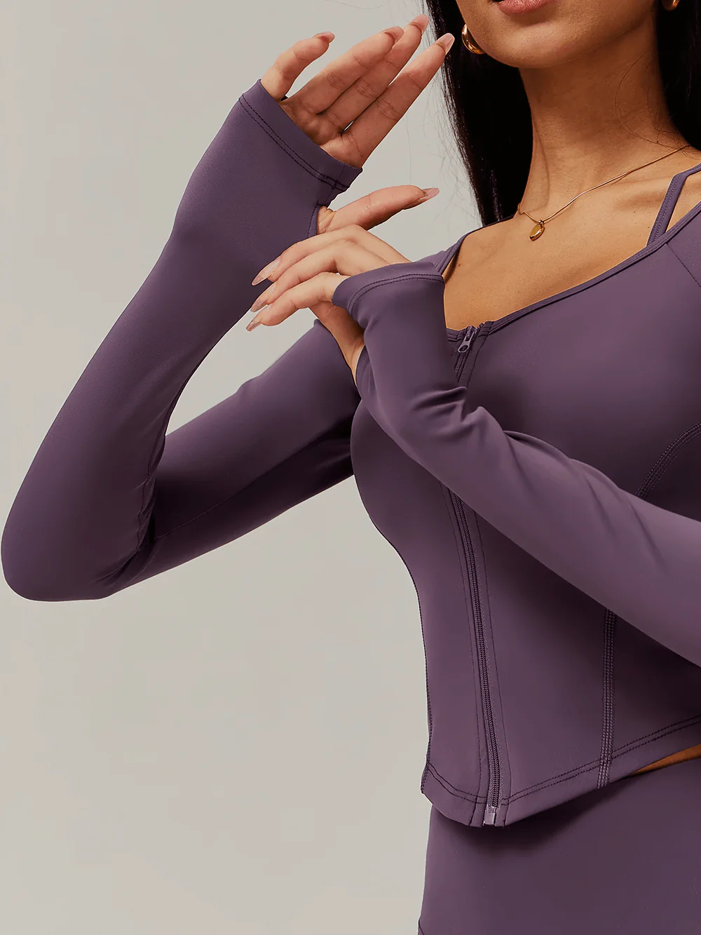 BURNCALORI Zip-Up Long-Sleeved Yoga Top – Sleek Activewear