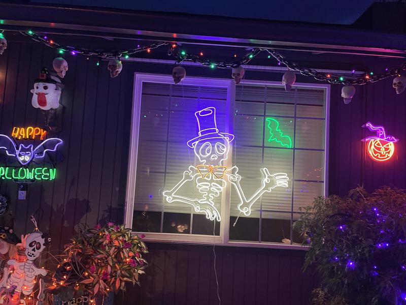 Hay & Harvest Oversized 3D Neon Outdoor Halloween Icons - QVC.com