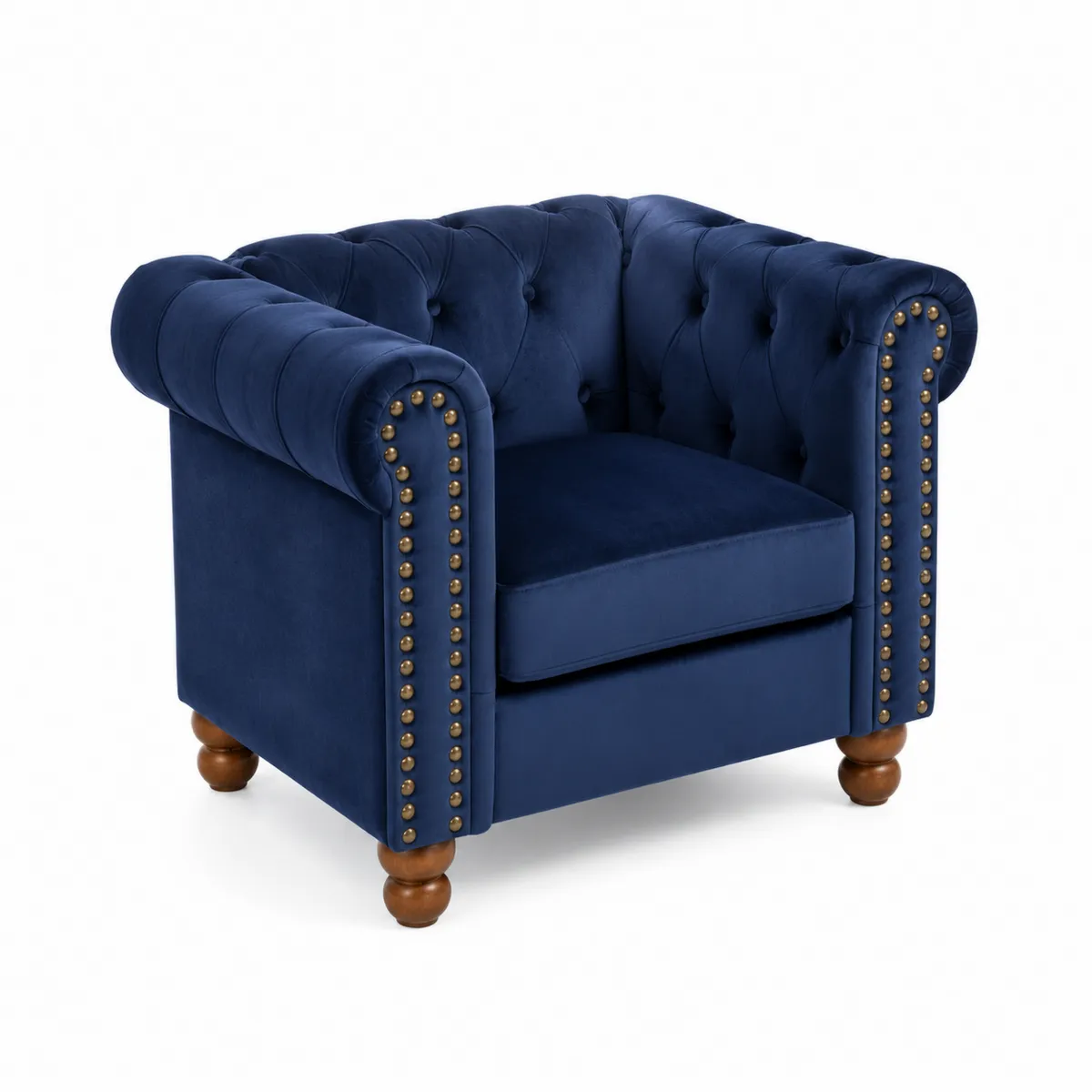 Sillón de terciopelo azul con tachuelas y patas de madera
