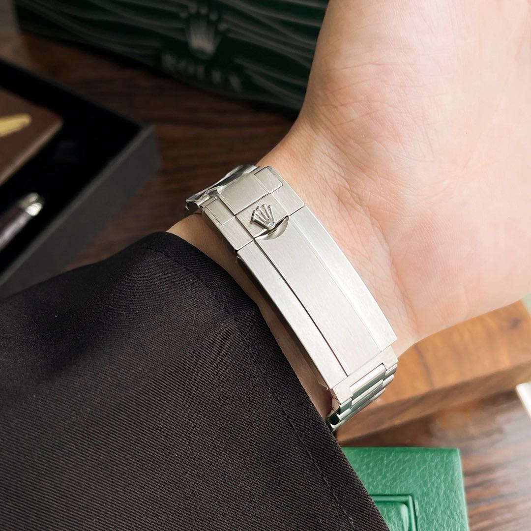Rolex Submariner 124060 – 41 mm Automatik Luxus Taucheruhr aus Edelstahl