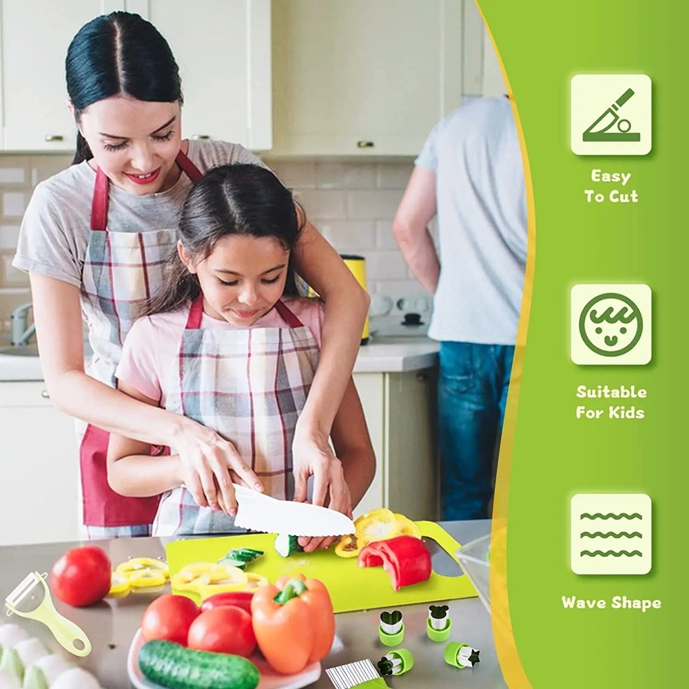 Montessori Kitchen Tools Toy (13 Pieces)