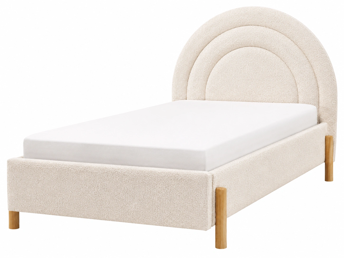 Cama individual tapizada en color crema con cabecero redondo en arcos y patas de madera natura-novelvora