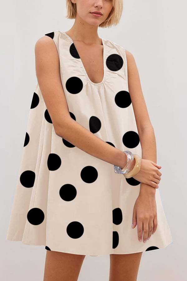 Women’s Sleeveless Bubble Hem Mini Dress with Pockets