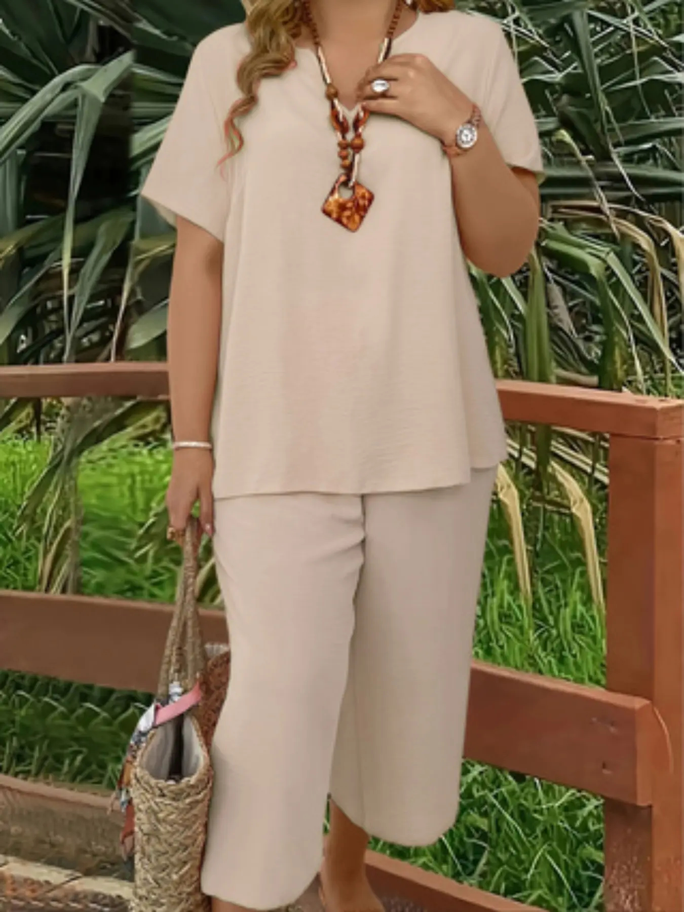 Women s Plus Size Elegant Minimalist Solid Color Short Sleeve Top & Wide Leg Pant
