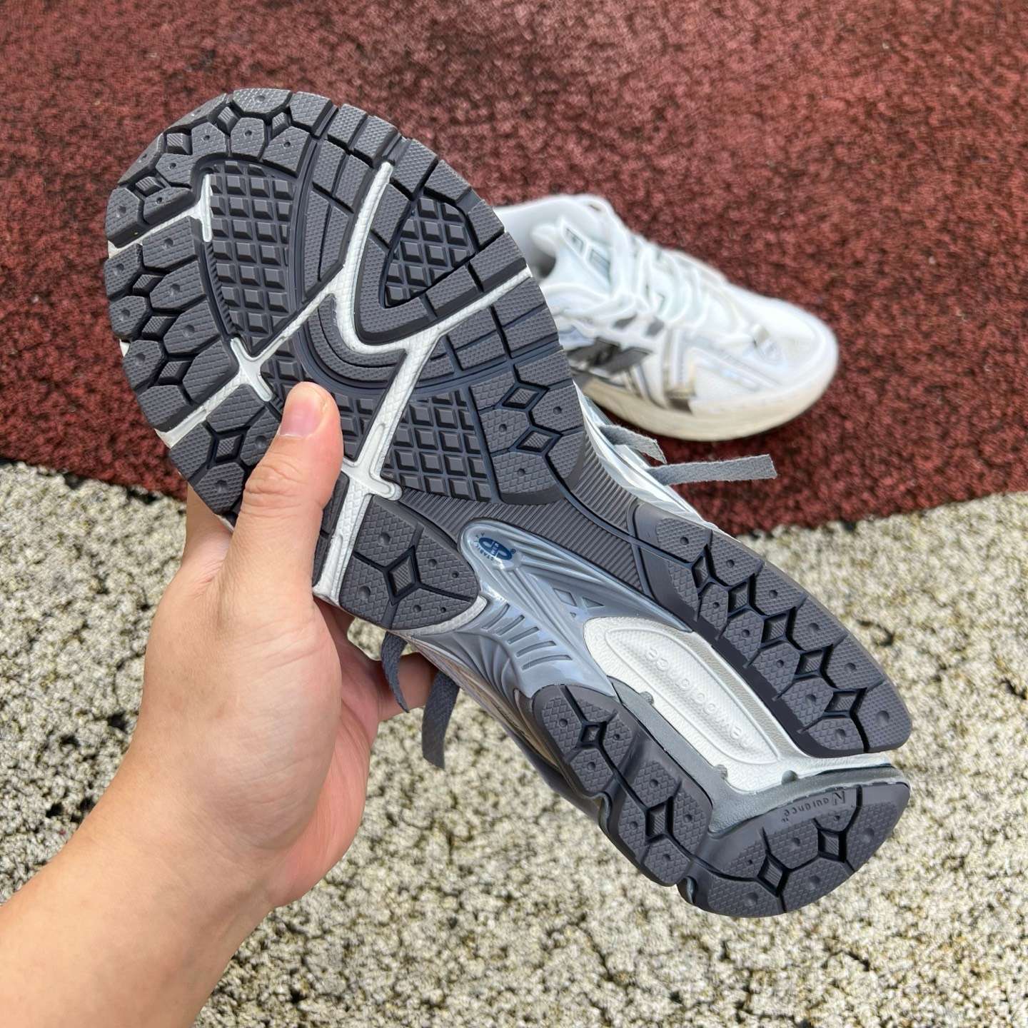 New Balance 1906R White Grey Running Sneakers | U190643N