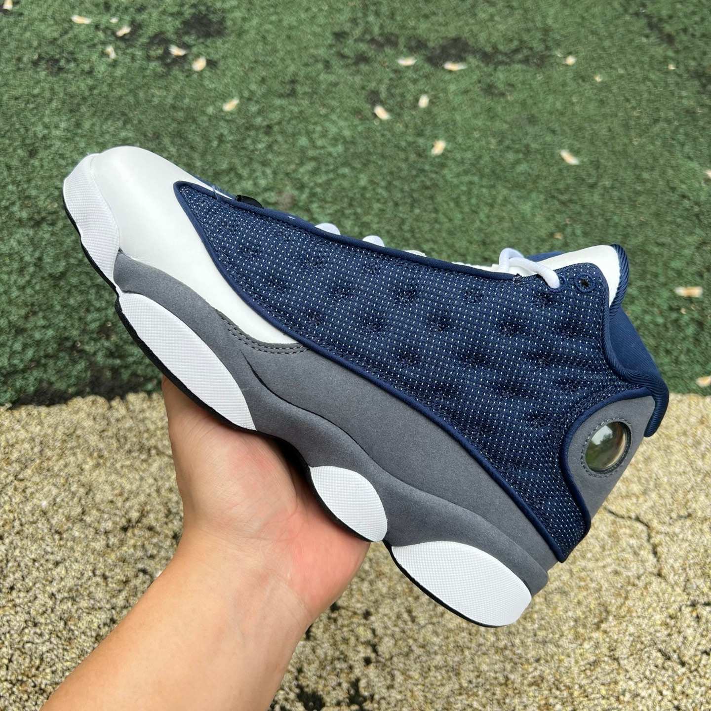 Air Jordan 13 Retro “Flint” 2026 Sneakers – Navy Blue / White | IW3808-400