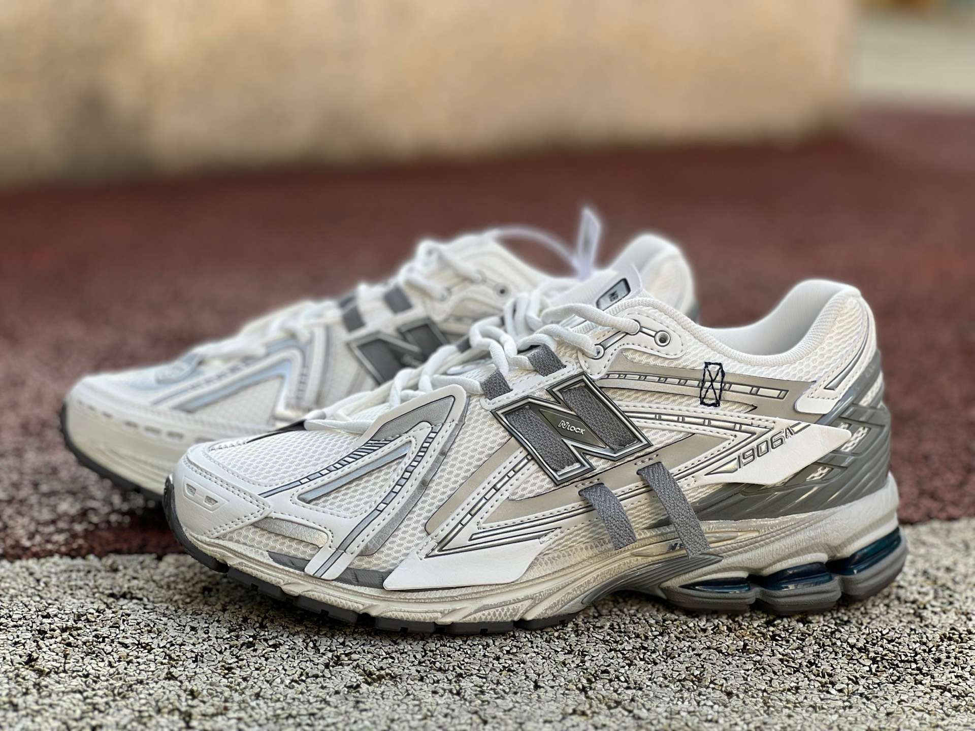 New Balance 1906R White Grey Running Sneakers | U190643N