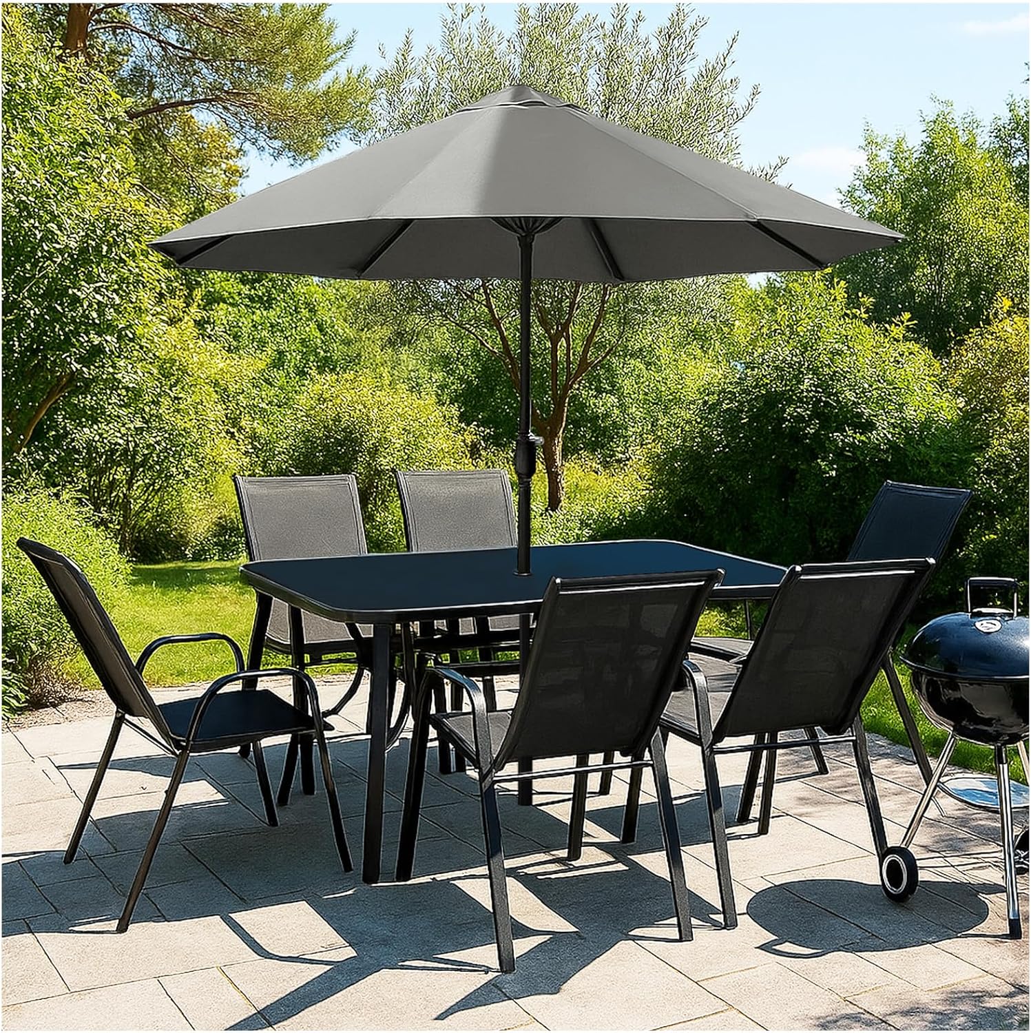 Gartenmöbel Set für sechs Personen - Achtteilig mit Sonnenschirm und Tisch - Stapelbare Stühle und Tischplatte aus Glas - Schwarz wetterfest für Balkon Garten und Terrasse-Nestmyio