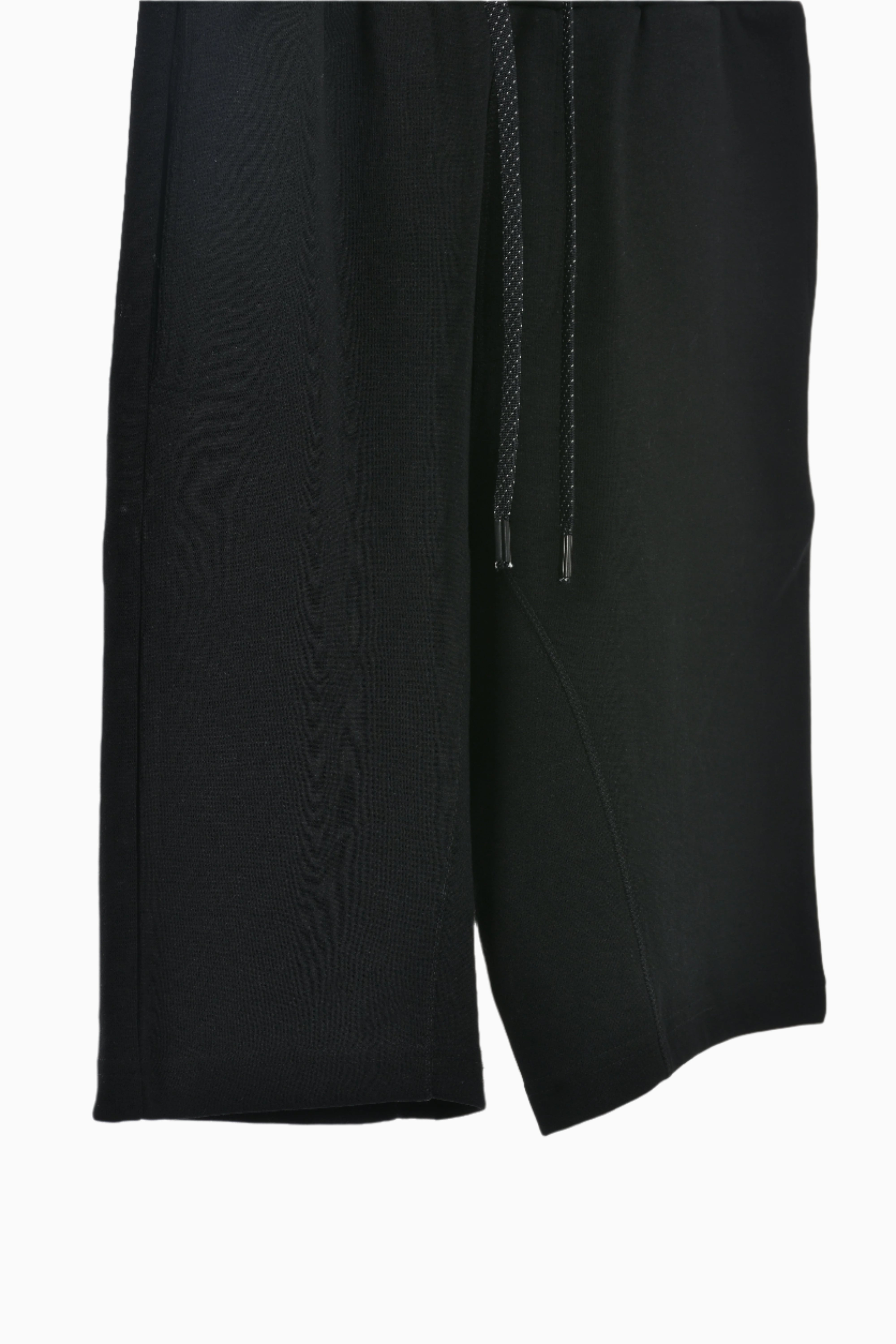 LUXURY SHORTS