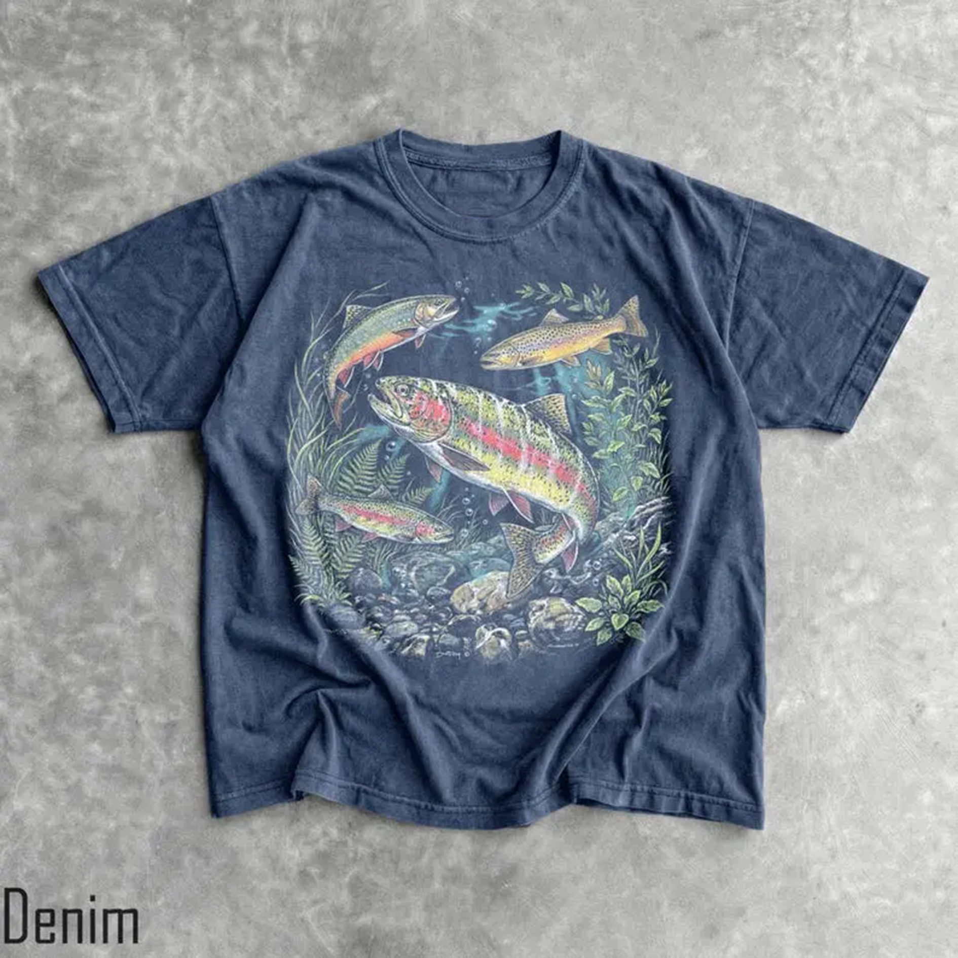 90s River Wildlife T-shirt