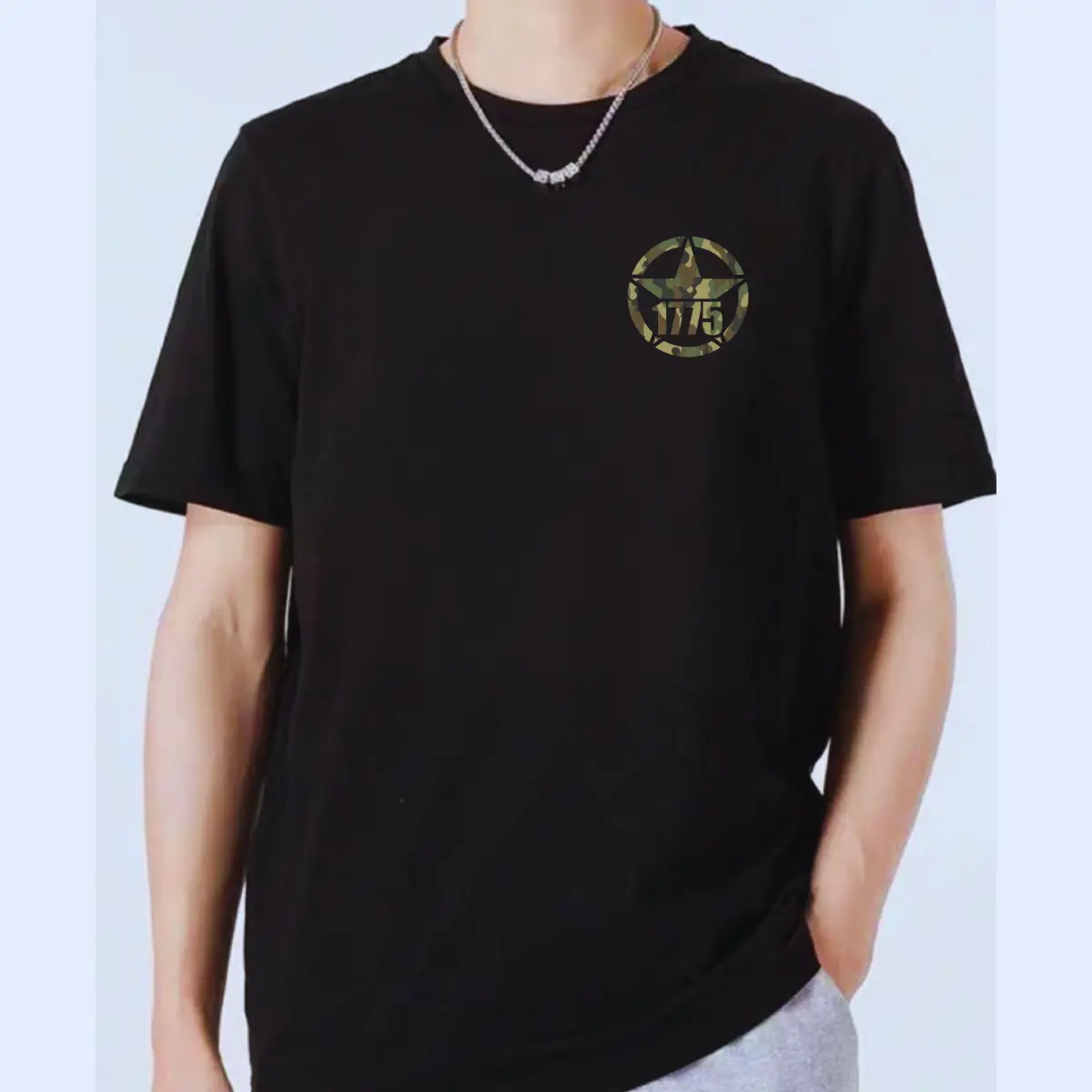 Gildan Men's Classic Soft Cotton Relaxed Fit Crew Neck Ribbed Short-Sleeve T-Shirt - U.S. Army Theme "This We’ll Defend" Graphic, Streetwear Casual Top, Cotton Fabric, All Seasons Proud Gift for Veterans, Graphic Print, Shortsleeve Tee, 100% Cotton