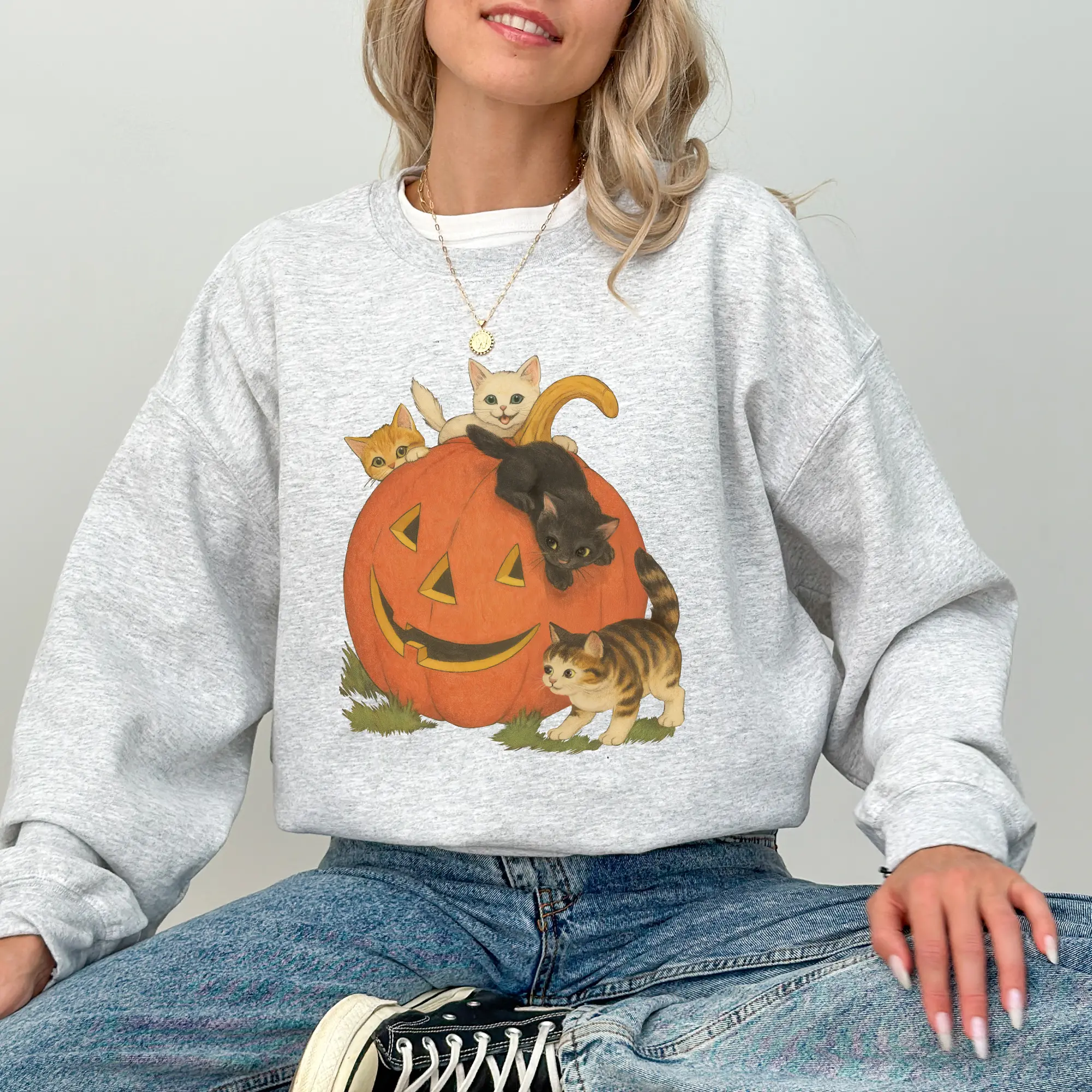 Vintage 90s Halloween Cat Crewneck Sweatshirt