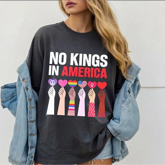 No Kings In America Since 1776 Unisex T-shirt