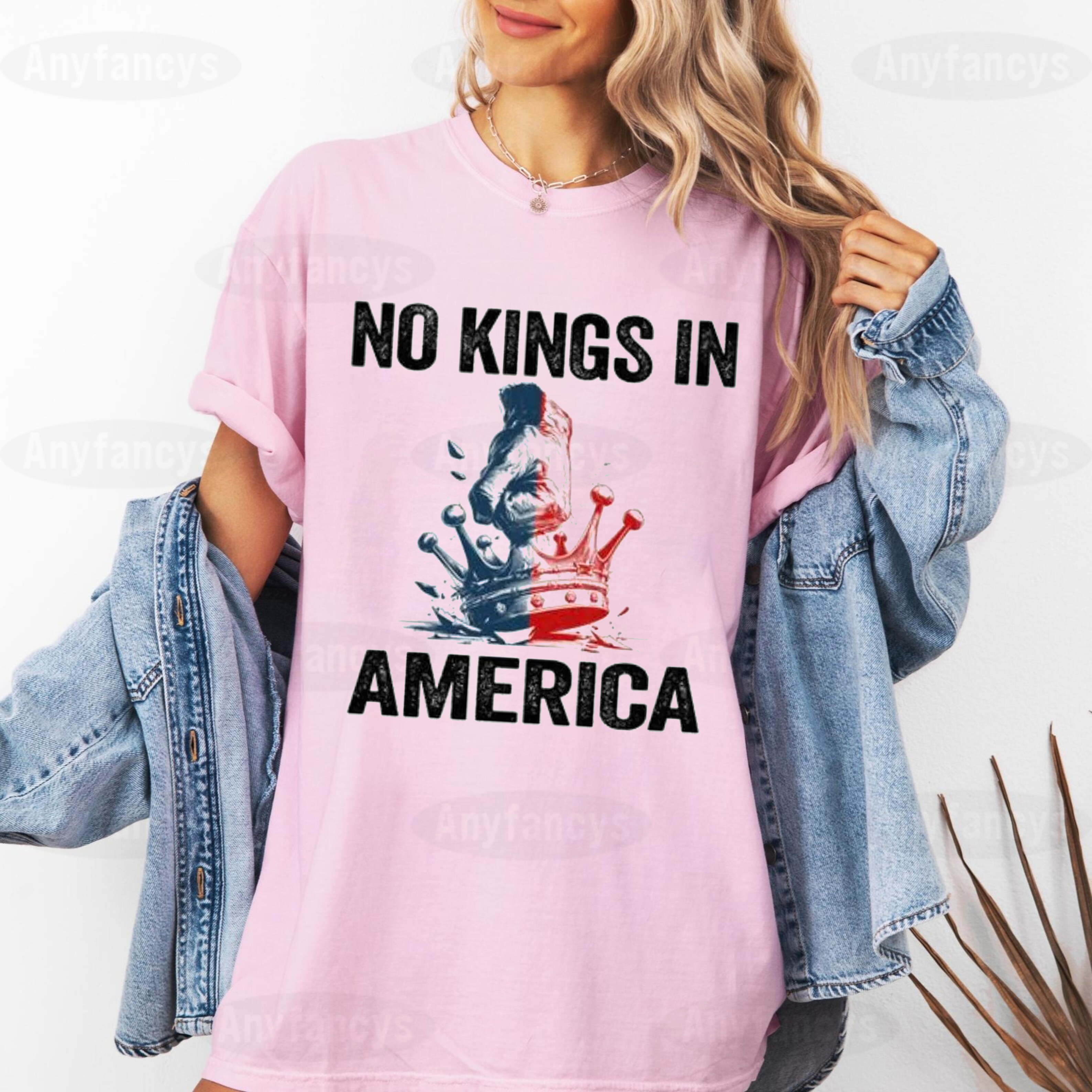 No Kings In America Unisex T-shirt
