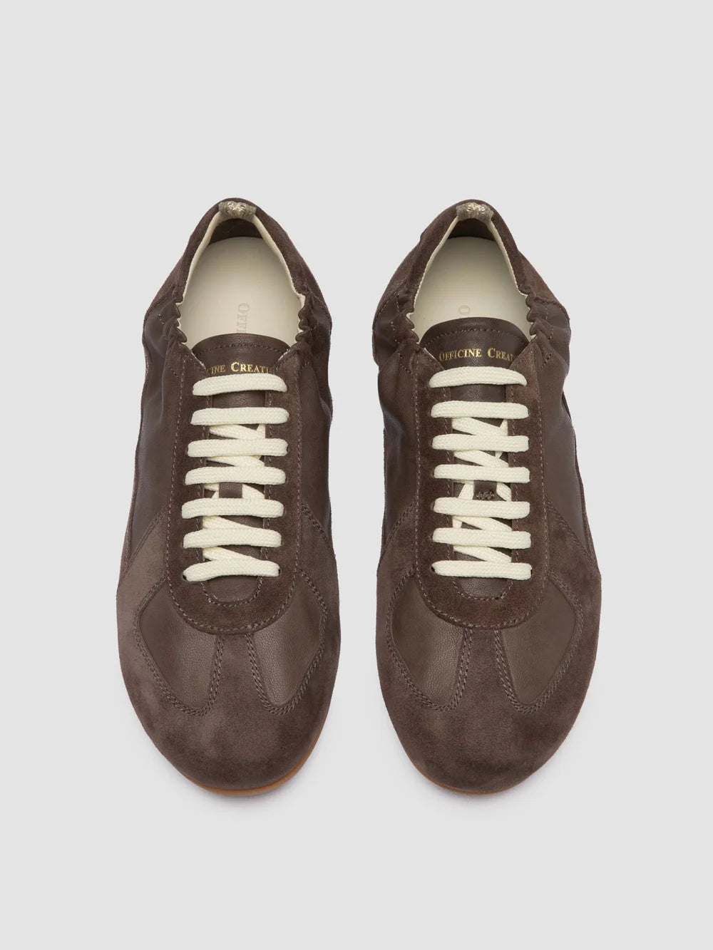 Low-Top-Sneaker aus braunem Leder und Wildleder