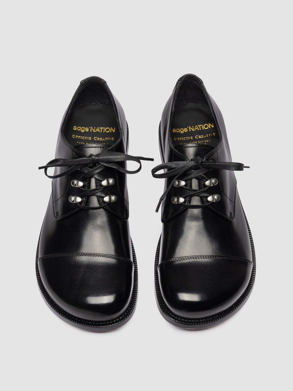 Schwarze Derby-Schuhe aus Leder