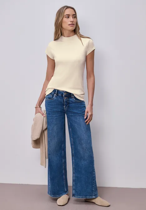 Basic T-Shirt mit Turtle Neck