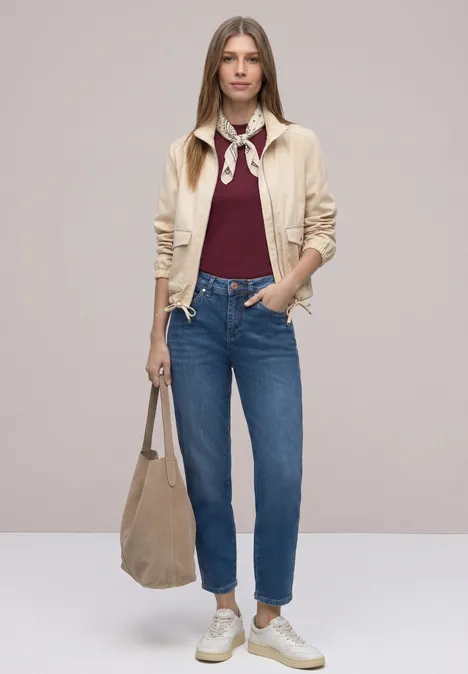 Basic T-Shirt mit Turtle Neck