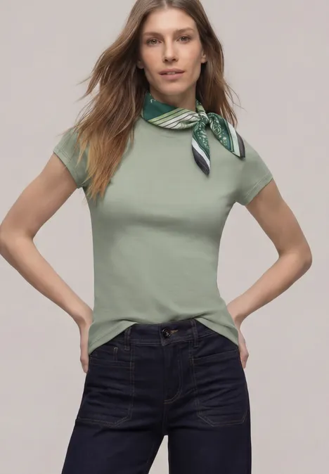 Basic T-Shirt mit Turtle Neck