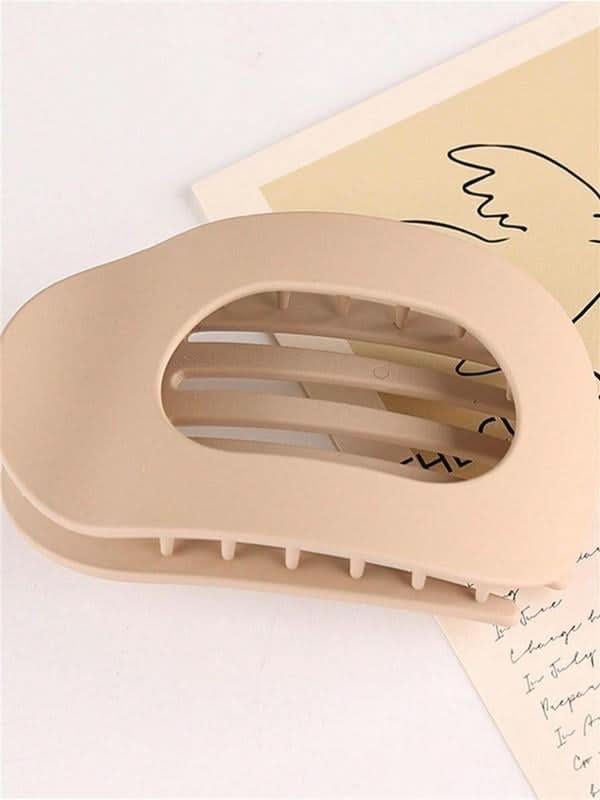 Strong Hold Hair Claw Clip – Effortless Chic Style with Lightweight All-Day Comfort