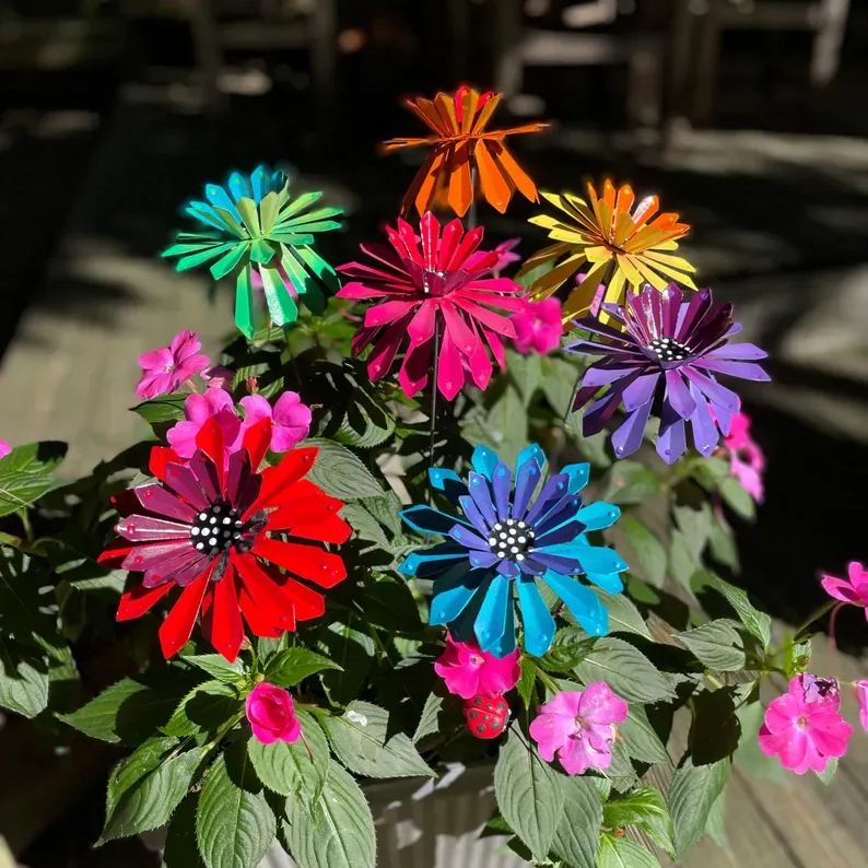 Metal Garden Stakes | Garden Decoration