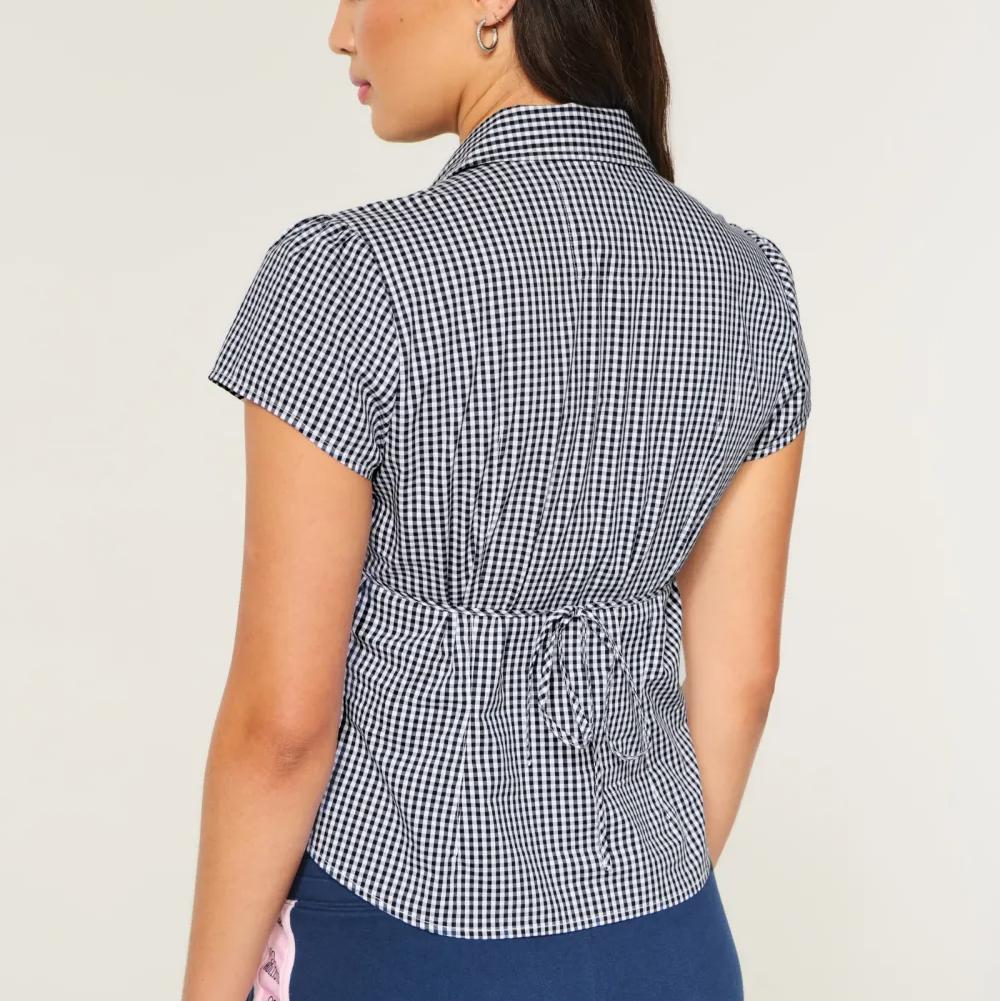 Short-Sleeve Shirt
