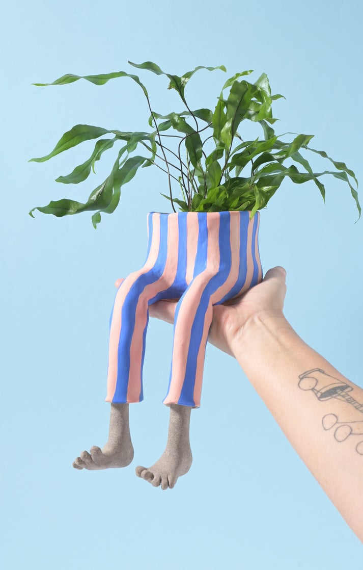 👖 The Hanging Legs Family™ Whimsical Hanging Legs Planter – Cute & Funny Home Decor
