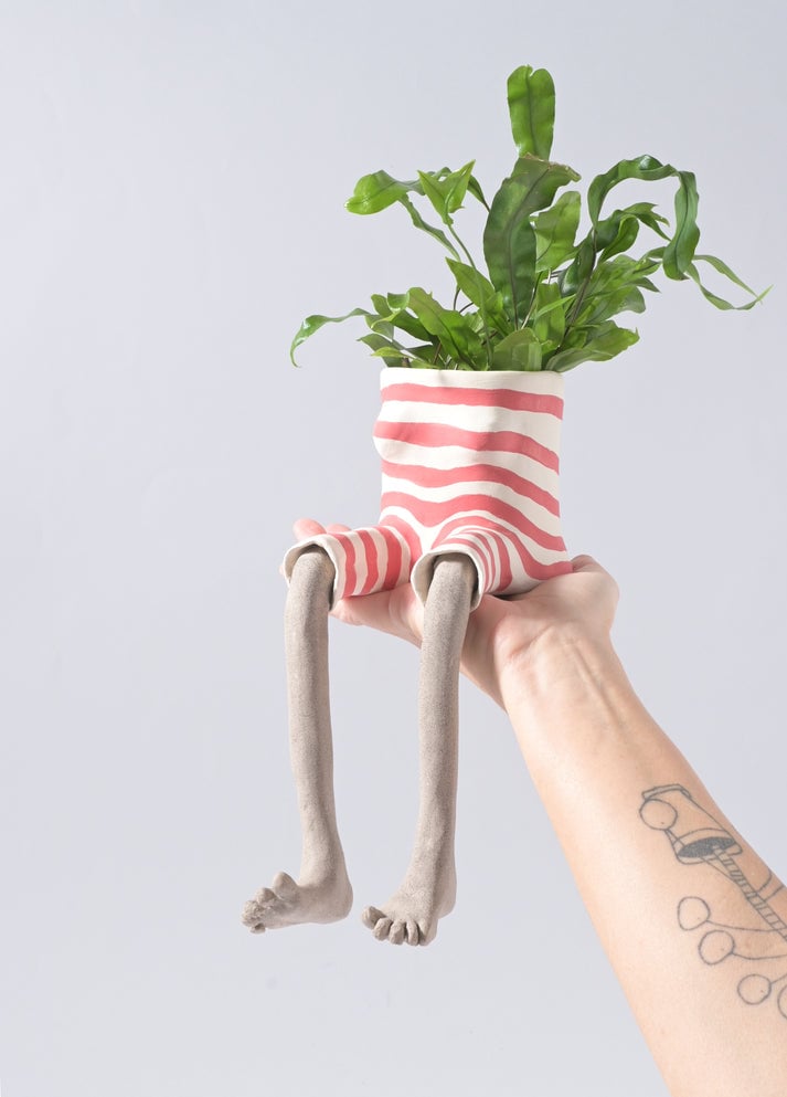 👖 The Hanging Legs Family™ Whimsical Hanging Legs Planter – Cute & Funny Home Decor