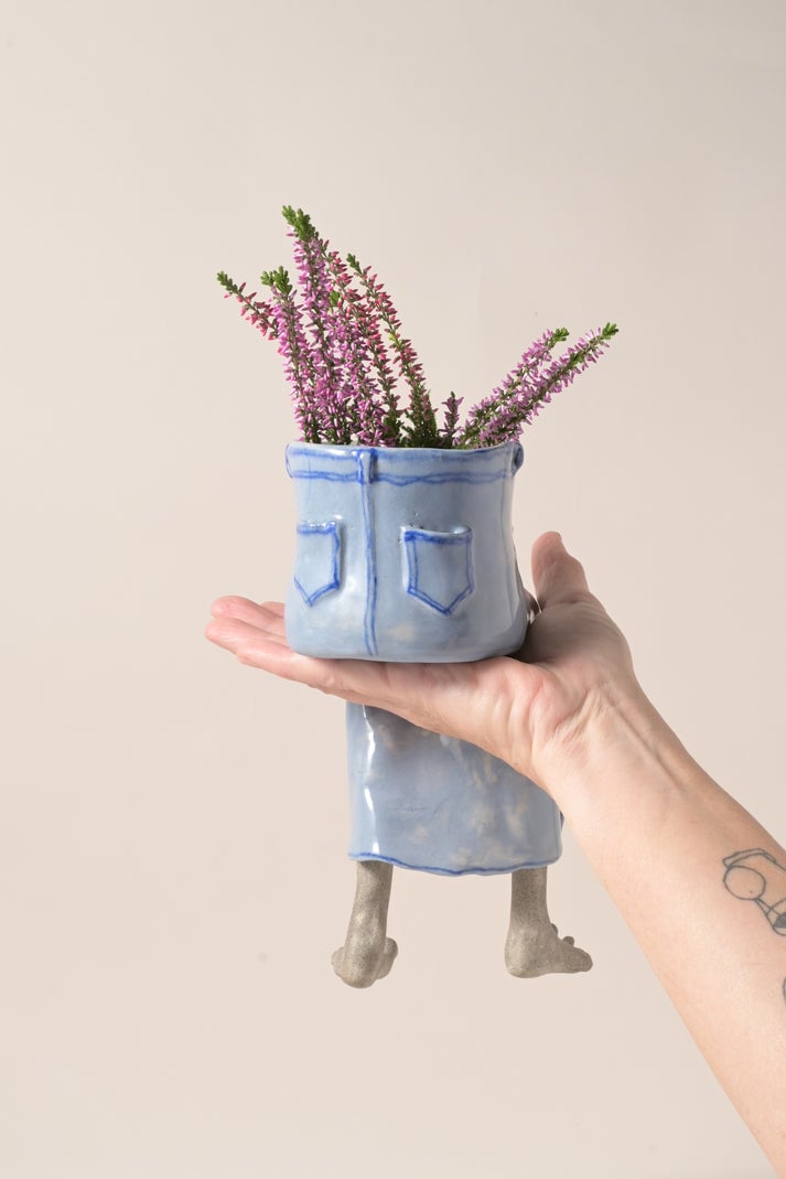 👖 The Hanging Legs Family™ Whimsical Hanging Legs Planter – Cute & Funny Home Decor