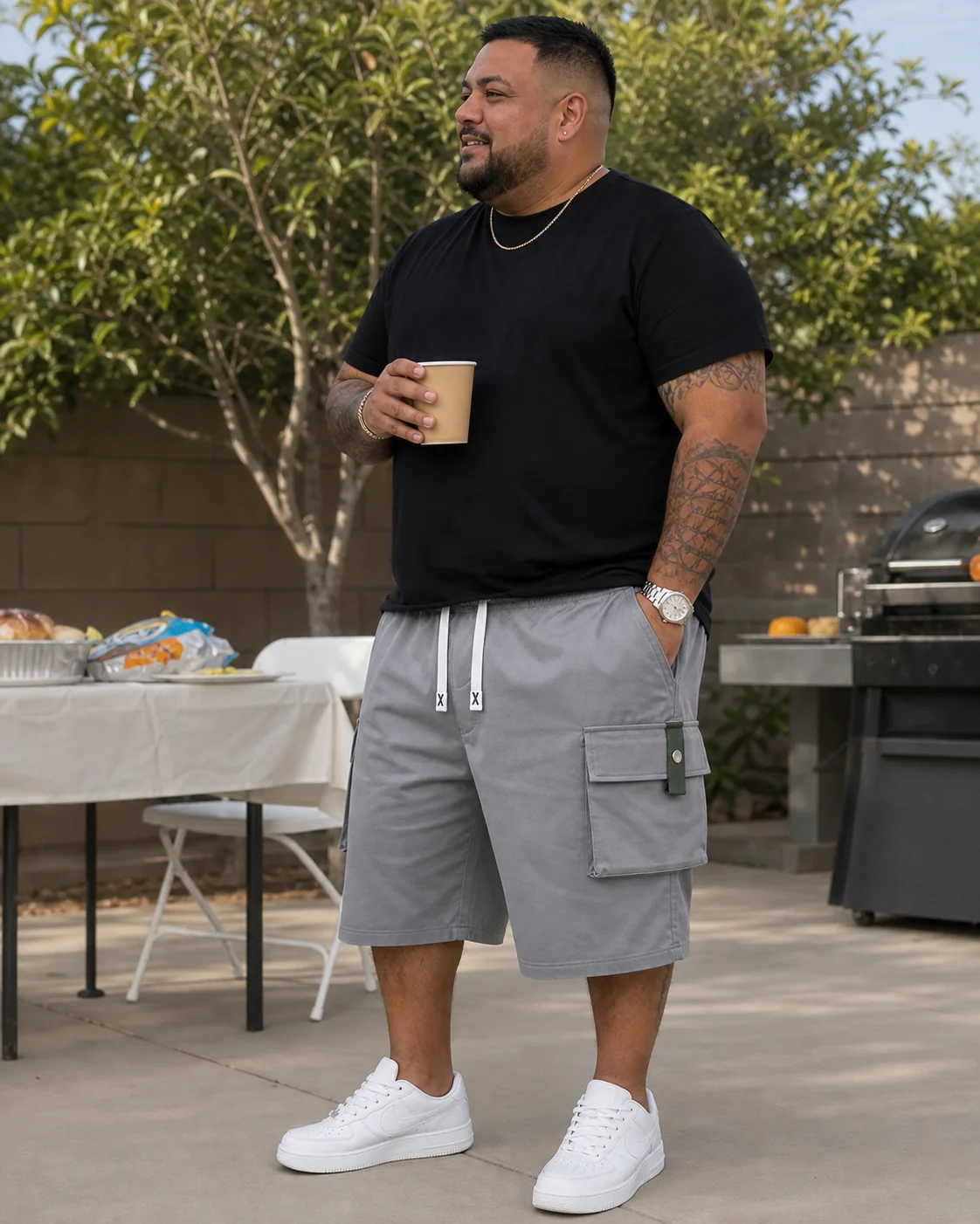 Gray plus-size cargo shorts weekend style inspiration