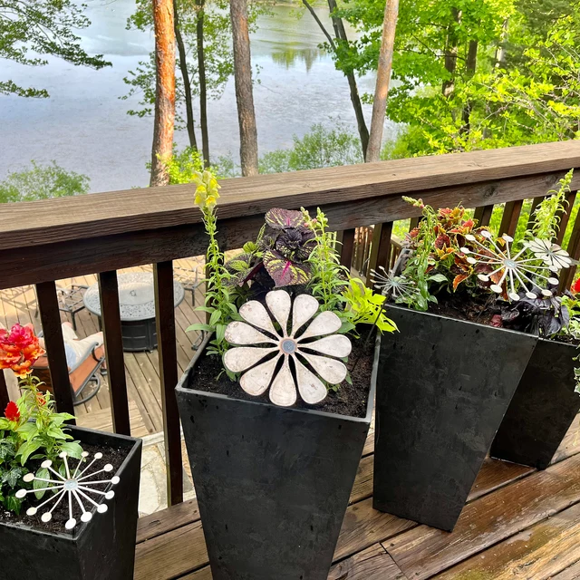 Dandelion Raw Metal Flower Stakes