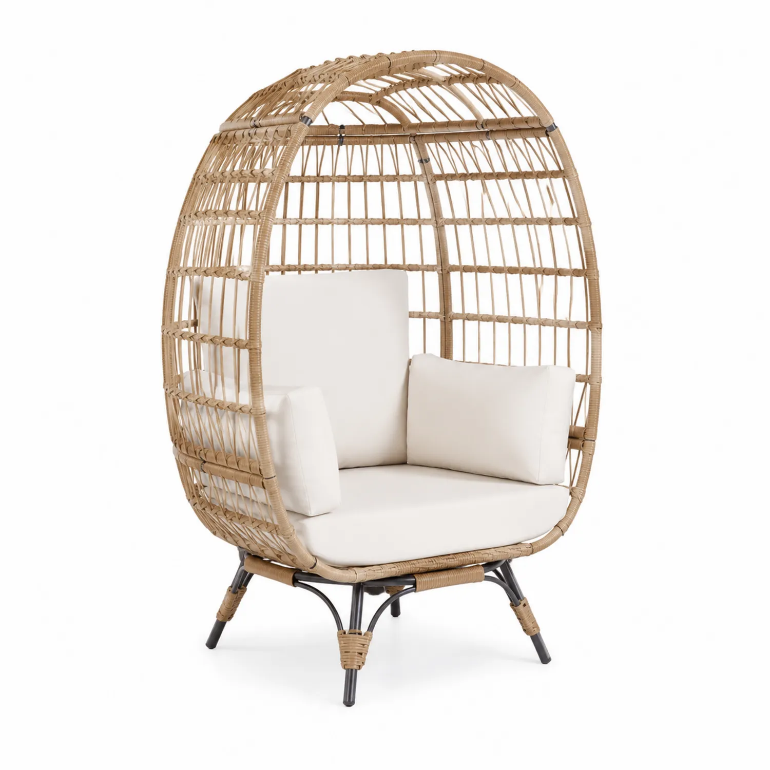 Fauteuil en rotin avec coussins crème