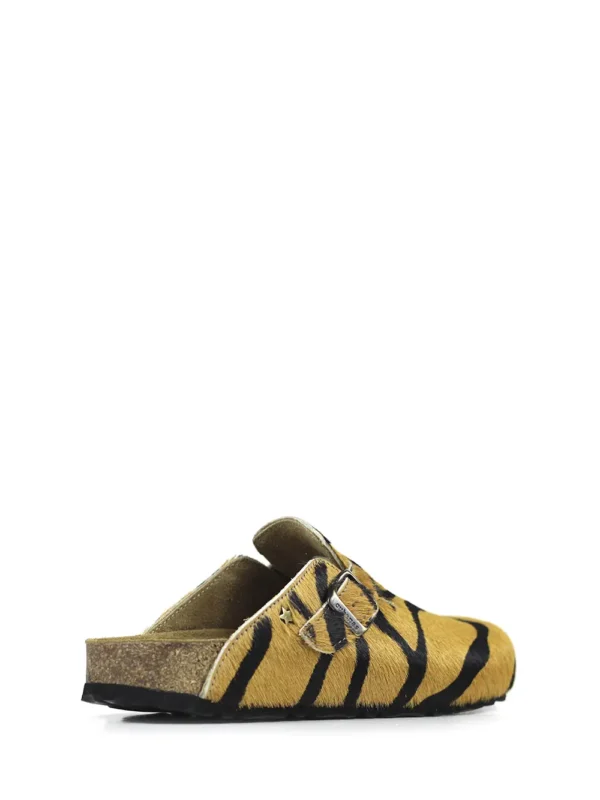 Maria-Closed Sandal in Brown Animal Print