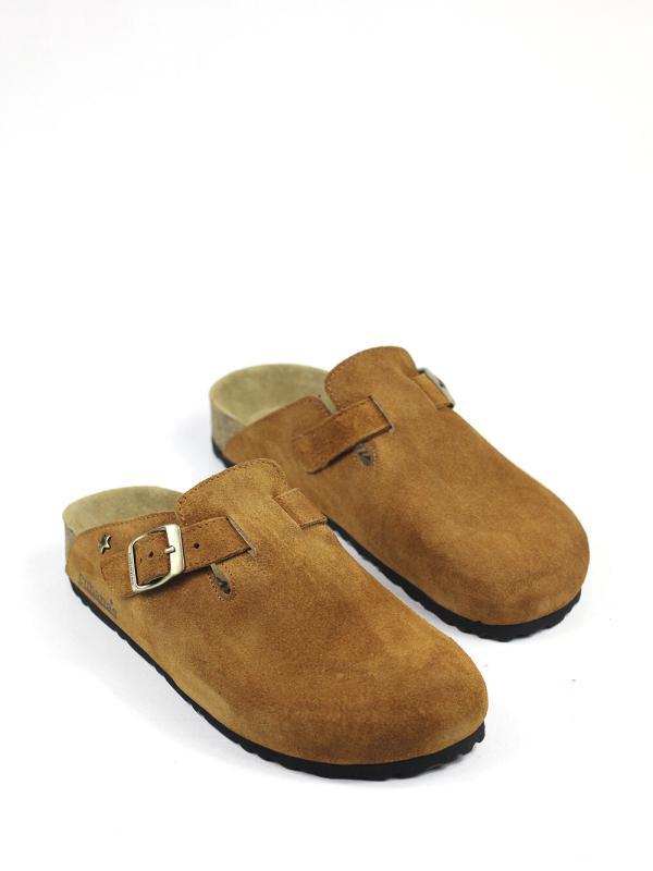 Maria-Closed Sandal in Camel Suede