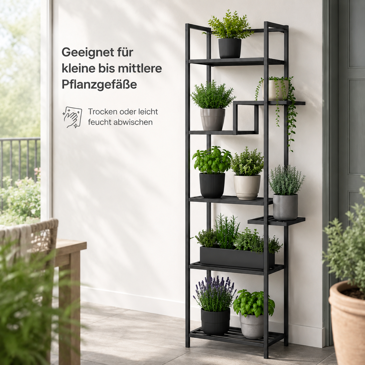 Vertikales Pflanzenregal aus Metall für Balkon und Wintergarten