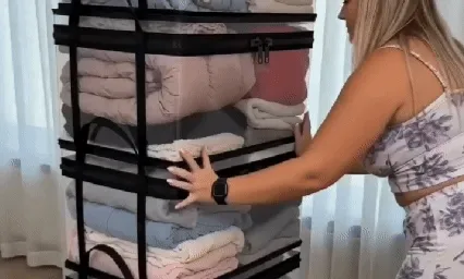 Folding Spec GIF