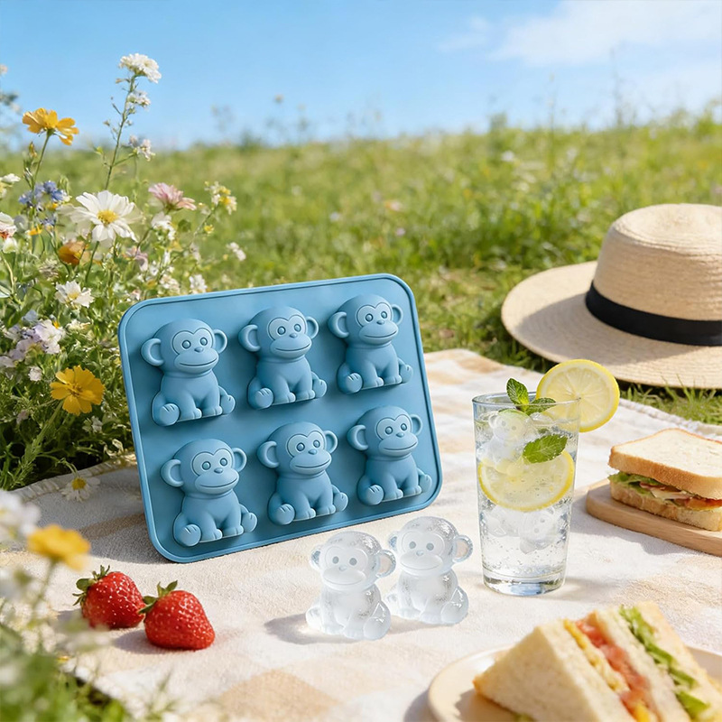 ⏳Last Day Special Price $6.99!!🐮 Mini Highland Cow Ice Cube Mold – Cute 3D Ice for Drinks, Parties & Gifts