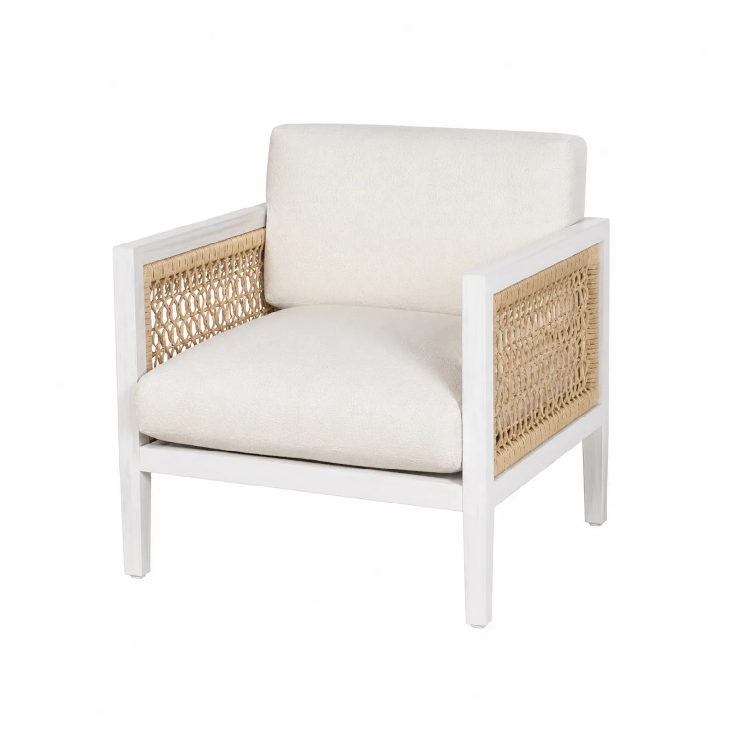 Fauteuil en bois avec accoudoirs en rotin et tissu blanc