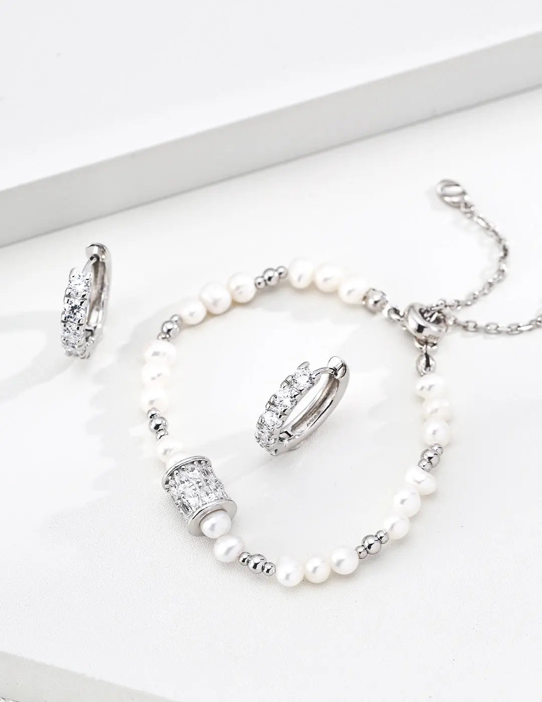 Rose Gold Freshwater Pearl & CZ Crystal Barrel Bracelet 925 Silver Adjustable Irregular Beauty Pearl