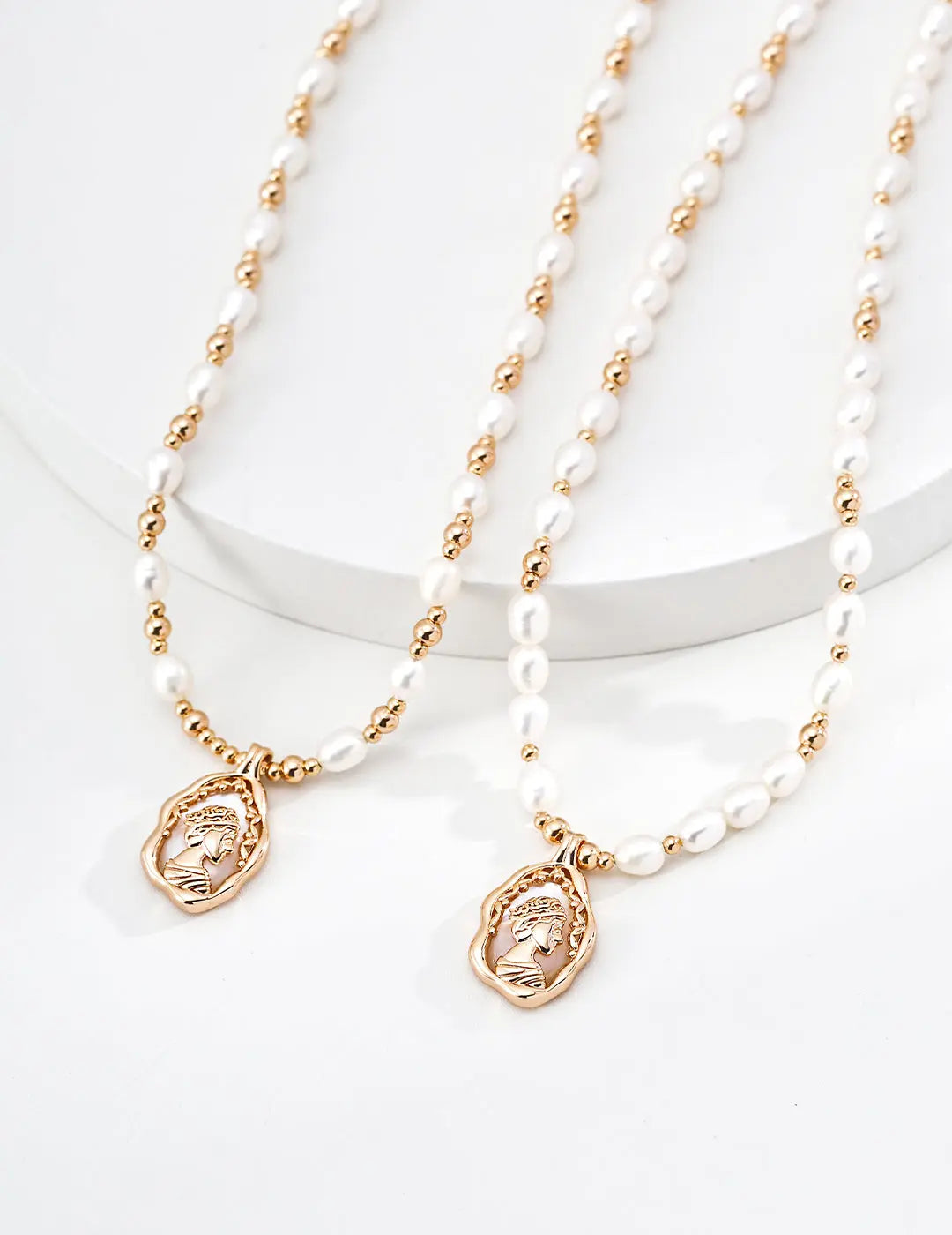 Freshwater Pearl Cameo Pendant Necklace 925 Silver Vintage Gold 38cm Irregular Beauty Pearl