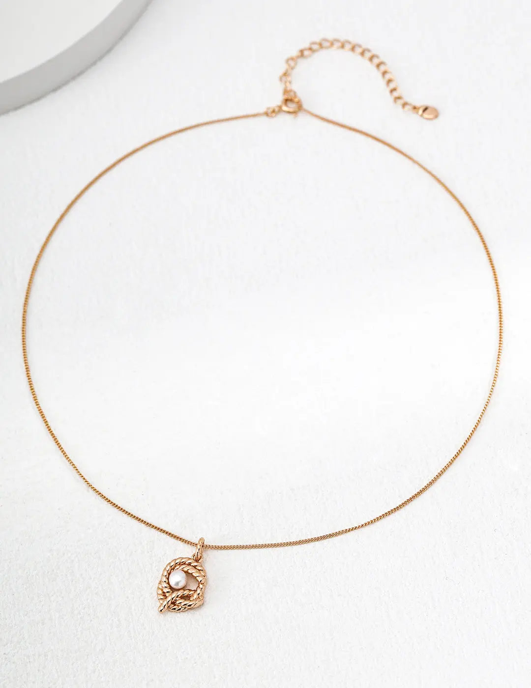 Freshwater Pearl Twisted Leaf Pendant 925 Silver Necklace Vintage Gold 40cm Irregular Beauty Pearl