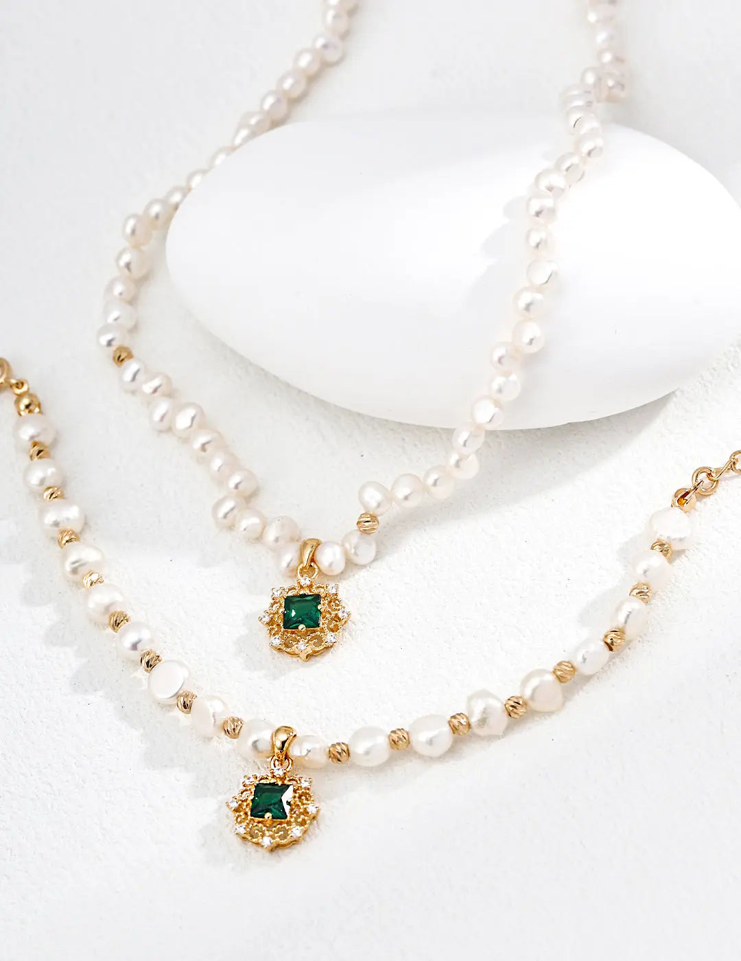 Freshwater Pearl & Emerald CZ Gold Charm Bracelet 925 Silver 16cm Irregular Beauty Pearl