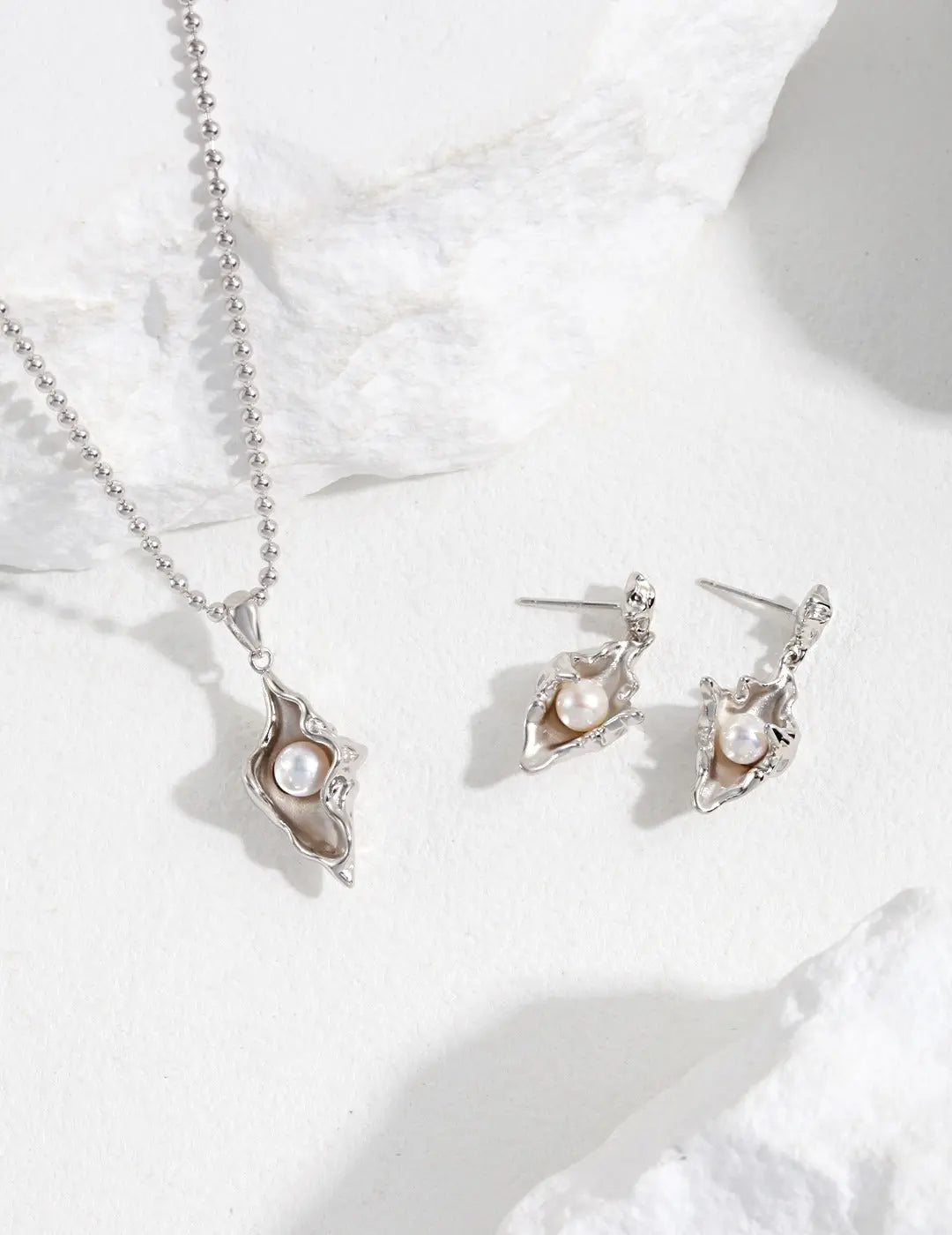 Freshwater Pearl Conch Shell Drop Earrings 925 Silver Sculptural Gold Irregular Beauty Pearl